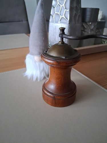 Pfeffermühle sehr selten